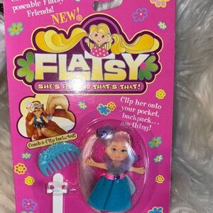 Flatsy Posable Doll with Comb - Pink and Blue
